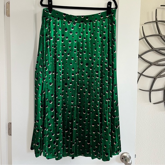 Anthropologie Maeve Plus Size Carly Velvet Pleated Midi Skirt - Picture 4 of 5